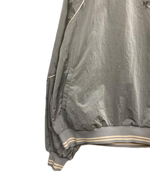 MAISON SPECIAL（メゾンスペシャル）MAISON SPECIAL (メゾンスペシャル) Color Piping Nylon Top グレー サイズ:FREEの古着・服飾アイテム