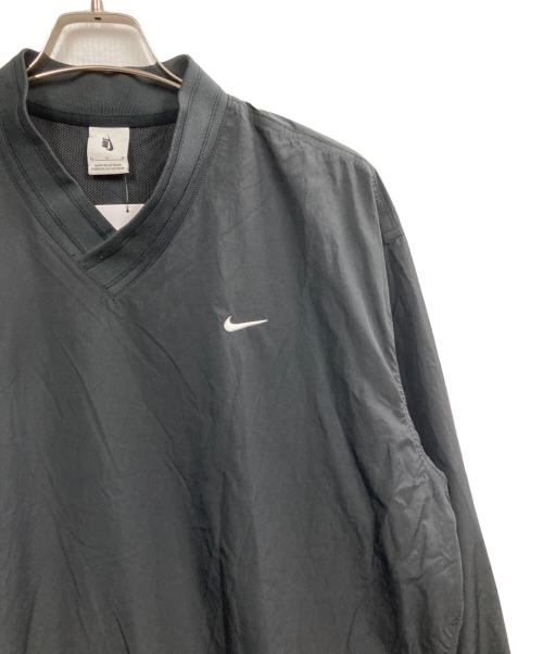 NIKE（ナイキ）NIKE (ナイキ) AS M NK SOLO SWOOSH WINDSHIRT ブラック サイズ:M 未使用品の古着・服飾アイテム