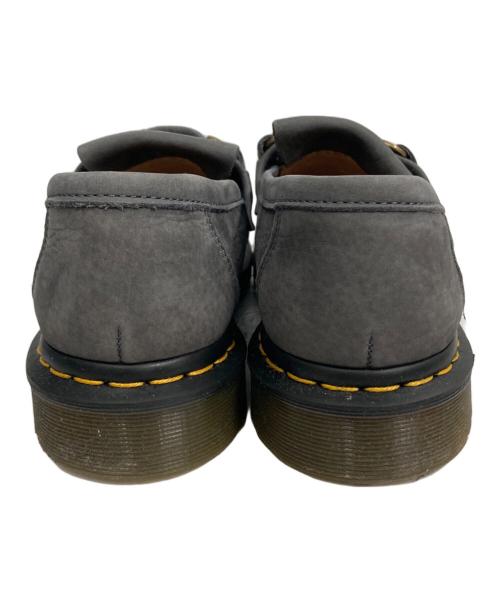 Dr.Martens（ドクターマーチン）Dr.Martens (ドクターマーチン) ADRIAM SNAFFLE グレー サイズ:UK8の古着・服飾アイテム