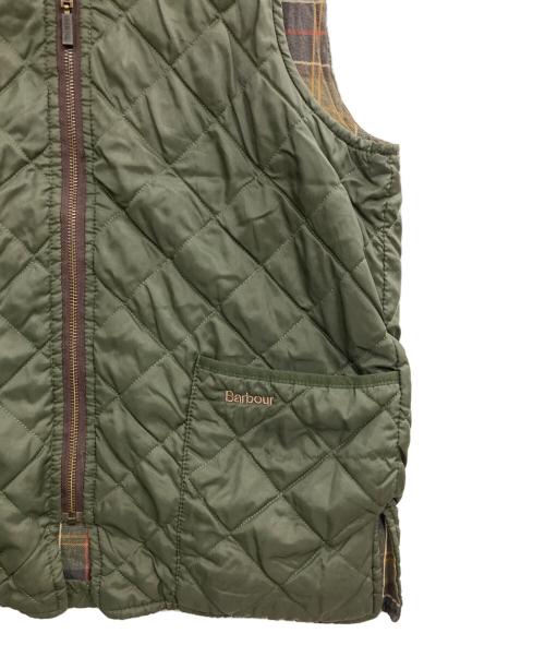 Barbour（バブアー）Barbour (バブアー) QUILTED WAISTCOAT ZIP-IN LINER VEST オリーブ サイズ:記載なし（実寸サイズを参照ください）の古着・服飾アイテム
