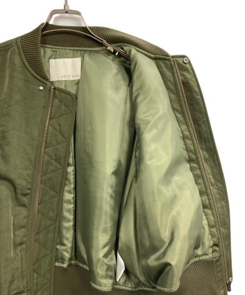 uncrave（アンクレイヴ）uncrave (アンクレイヴ) グロッシー パディング ブルゾン カーキ サイズ:1の古着・服飾アイテム