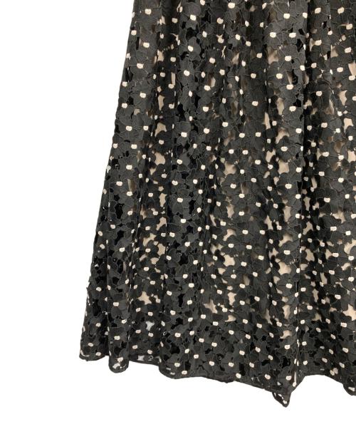 CORCOVADO（コルコバード）CORCOVADO (コルコバード) フラワーカッティングフレアスカート ブラック サイズ:38の古着・服飾アイテム