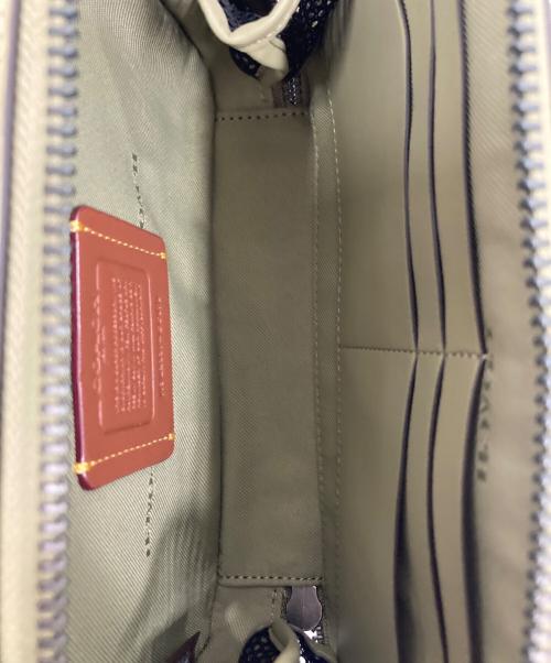 COACH（コーチ）COACH (コーチ) チャーター スリム クロスボディ カーキの古着・服飾アイテム