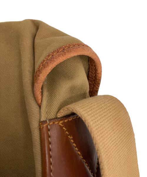 brady（ブレディ）brady (ブレディ) ARIEL TROUT SMALL ベージュの古着・服飾アイテム