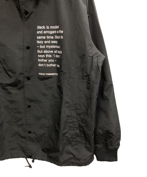 New Era（ニューエラ）New Era (ニューエラ) YOHJI YAMAMOTO (ヨウジヤマモト) 23SS ダリア コーチジャケット ブラック サイズ:XL 未使用品の古着・服飾アイテム