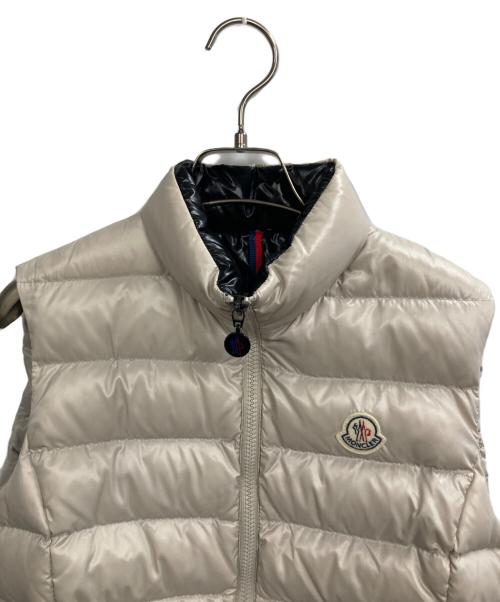 MONCLER（モンクレール）MONCLER (モンクレール) GHANY GILET(ガーニージレ) アイボリーの古着・服飾アイテム
