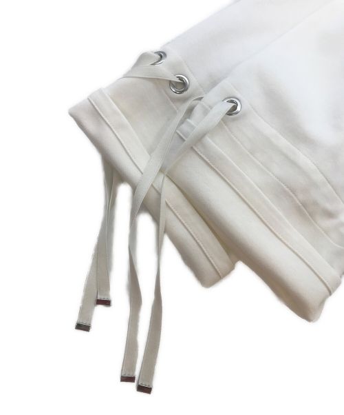 TO BE CHIC（トゥービーシック）TO BE CHIC (トゥービーシック) ジップパーカー ホワイト サイズ:42の古着・服飾アイテム