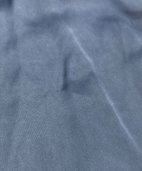 ETRE TOKYO（エトレトウキョウ）ETRE TOKYO (エトレトウキョウ) ルージーサテンシャツ ブルー サイズ:Fの古着・服飾アイテム