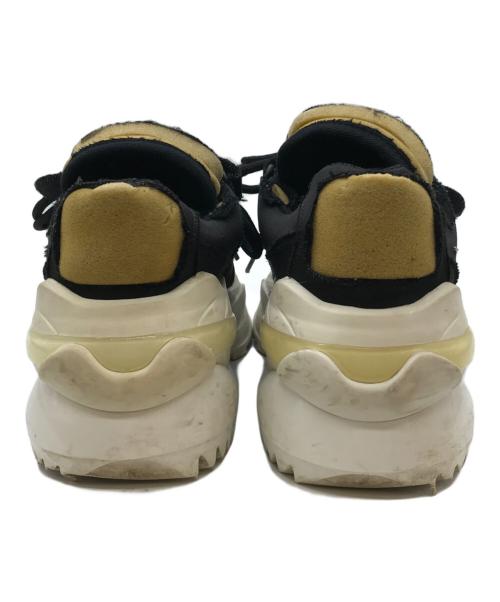 Maison Margiela（メゾンマルジェラ）Maison Margiela (メゾンマルジェラ) ロートップレトロスニーカー ブラック サイズ:35 1/2の古着・服飾アイテム