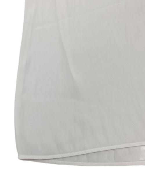 UNITED ARROWS TOKYO（ユナイテッドアローズトウキョウ）UNITED ARROWS TOKYO (ユナイテッドアローズトウキョウ) シャーリング ハイネック ブラウス ホワイト サイズ:Freeの古着・服飾アイテム