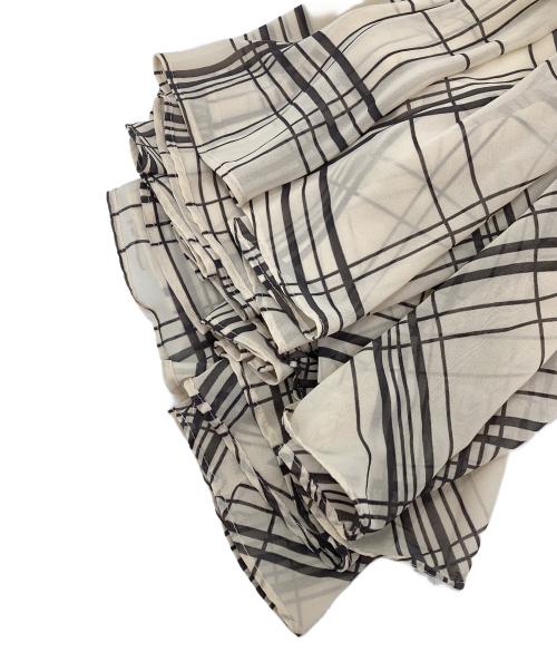 CELFORD（セルフォード）CELFORD (セルフォード) バリエーションプリーツワンピース ベージュ サイズ:36の古着・服飾アイテム