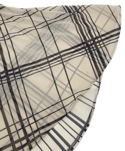 CELFORD（セルフォード）CELFORD (セルフォード) バリエーションプリーツワンピース ベージュ サイズ:36の古着・服飾アイテム