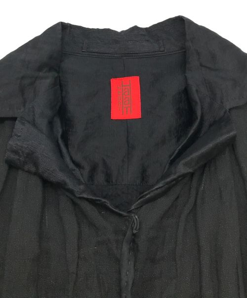 ISSEY MIYAKE HaaT（イッセイミヤケハート）ISSEY MIYAKE Haat (イッセイミヤケハート) プリーツジャケット ブラック サイズ:2の古着・服飾アイテム