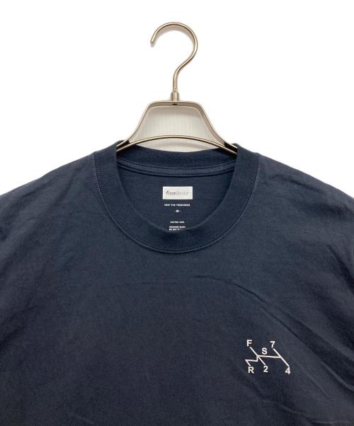 FreshService（フレッシュサービス）FreshService (フレッシュサービス) プリントTシャツ ネイビー サイズ:Mの古着・服飾アイテム