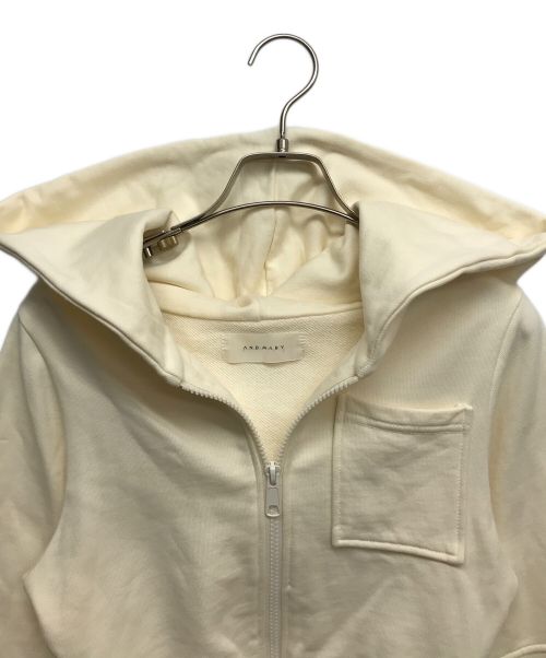 ANDMARY（アンドマリー）ANDMARY (アンドマリー) ニコラフーディートップスパーカー ベージュ サイズ:Fの古着・服飾アイテム