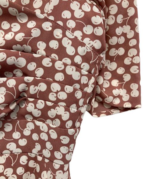 HER LIP TO（ハーリップトゥ）Her lip to (ハーリップトゥ) チェリーパターン ワンピース レッド サイズ:Mの古着・服飾アイテム