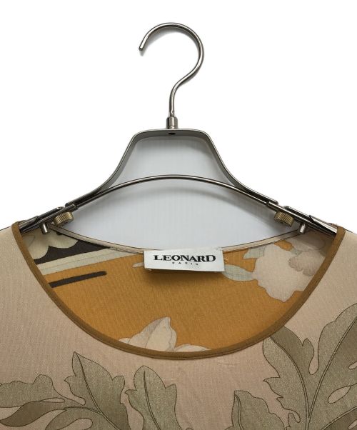 LEONARD（レオナール）LEONARD (レオナール) 総柄シルクカットソー ブラウン サイズ:42の古着・服飾アイテム