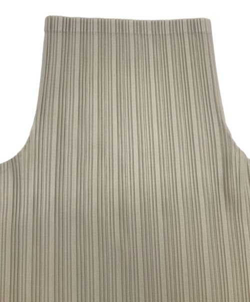 PLEATS PLEASE（プリーツプリーズ）PLEATS PLEASE (プリーツプリーズ) 長袖プリーツカットソー ベージュ サイズ:3の古着・服飾アイテム