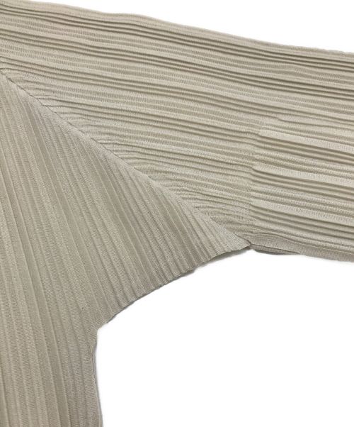 PLEATS PLEASE（プリーツプリーズ）PLEATS PLEASE (プリーツプリーズ) 長袖プリーツカットソー ベージュ サイズ:3の古着・服飾アイテム