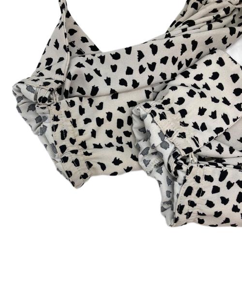 Snidel（スナイデル）Snidel (スナイデル) デコルテオープンドットプリントワンピース ベージュ サイズ:1の古着・服飾アイテム