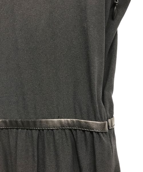 PRADA（プラダ）PRADA (プラダ) ブラウスワンピース ブラック サイズ:44の古着・服飾アイテム