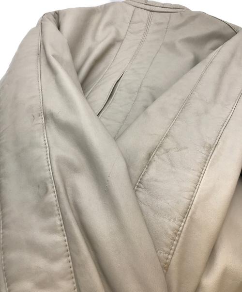 Audi Sport design（アウディスポーツデザイン）Audi Sport design (アウディスポーツデザイン) レザージャケット ベージュ サイズ:42の古着・服飾アイテム