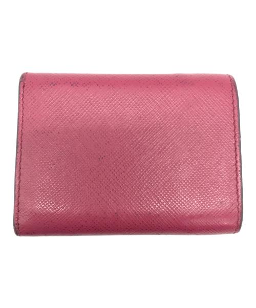 PRADA（プラダ）PRADA (プラダ) サフィアーノ 3つ折り財布 ブラック×ピンクの古着・服飾アイテム