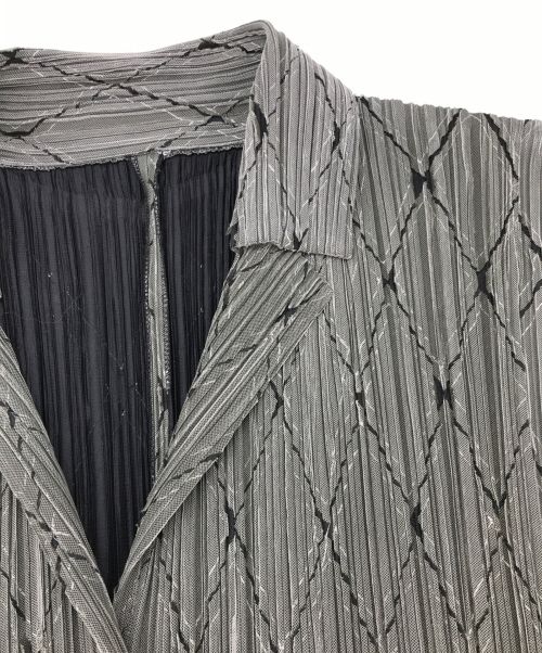 PLEATS PLEASE（プリーツプリーズ）PLEATS PLEASE (プリーツプリーズ) プリーツジャケット グレー サイズ:４の古着・服飾アイテム