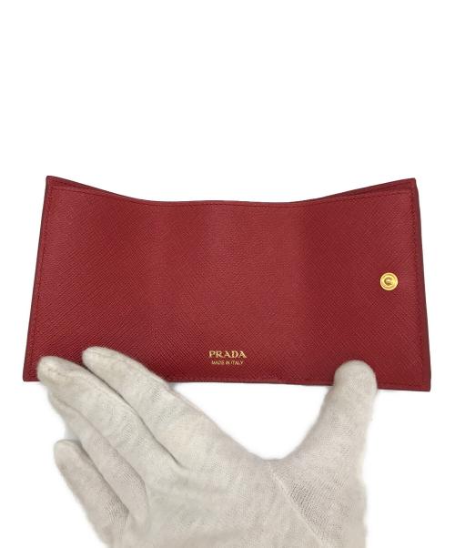 PRADA（プラダ）PRADA (プラダ) 3つ折り財布 レッドの古着・服飾アイテム