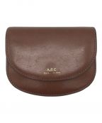 A.P.C.アーペーセー）の古着「2つ折り財布」｜ブラウン