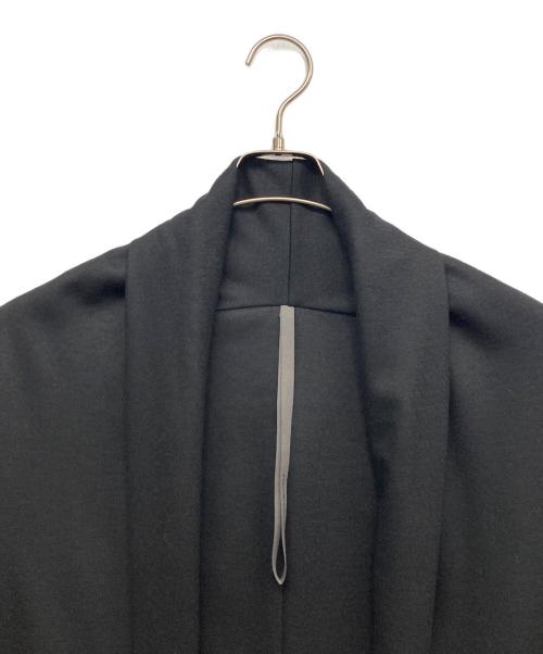 KAZUYUKI KUMAGAI ATTACHMENT（カズユキクマガイ アタッチメント）KAZUYUKI KUMAGAI ATTACHMENT (カズユキクマガイ アタッチメント) ウールフランネルスムースストールコート ブラック サイズ:1の古着・服飾アイテム