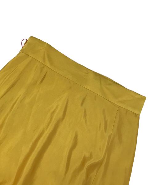 DRESSTERIOR（ドレステリア）DRESSTERIOR (ドレステリア) ドレープサテンティアードスカート イエロー サイズ:36 未使用品の古着・服飾アイテム