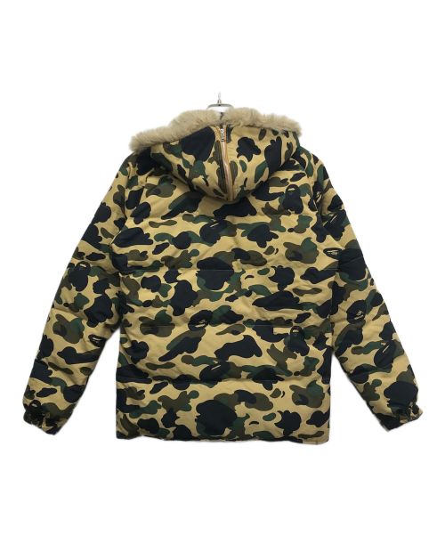 A BATHING APE（ア ベイシング エイプ）A BATHING APE (アベイシングエイプ) ダウンジャケット カーキ サイズ:Mの古着・服飾アイテム