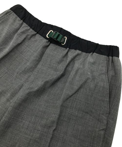 kolor/BEACON（カラービーコン）kolor/BEACON (カラービーコン) イージーウール混ストレッチスラックス グレー サイズ:2の古着・服飾アイテム