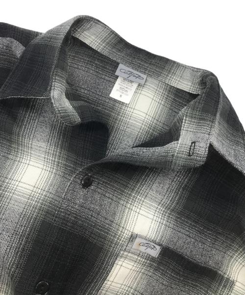 CalTop（キャルトップ）CalTop (キャルトップ) オンブレチェックシャツ ブラック サイズ:Sの古着・服飾アイテム