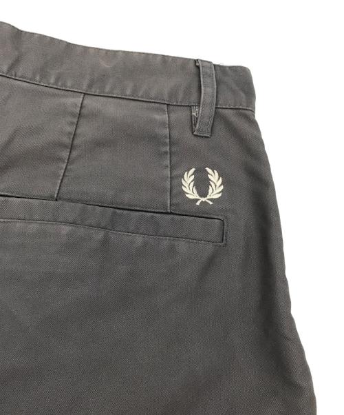 FRED PERRY（フレッドペリー）FRED PERRY (フレッドペリー) Brushed Wide Reg Trousers グレー サイズ:Sの古着・服飾アイテム