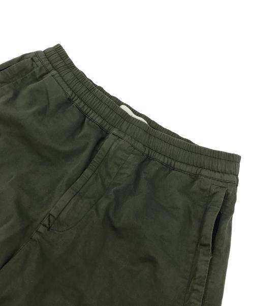 STONE ISLAND（ストーンアイランド）STONE ISLAND (ストーンアイランド) ガーメントダイ シャーリング テーパード ジョガー パンツカーゴパンツ カーキ サイズ:W28の古着・服飾アイテム