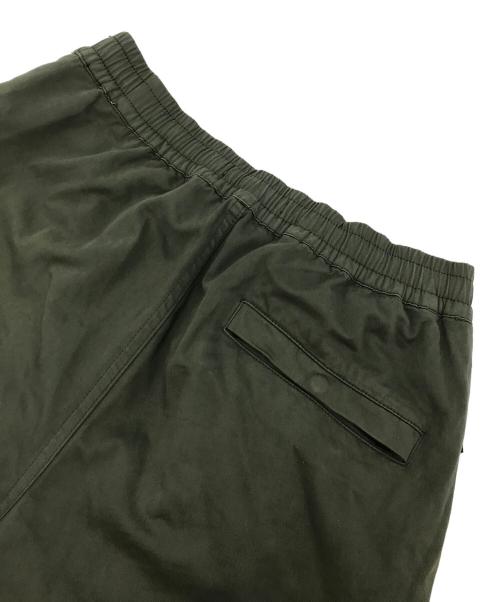 STONE ISLAND（ストーンアイランド）STONE ISLAND (ストーンアイランド) ガーメントダイ シャーリング テーパード ジョガー パンツカーゴパンツ カーキ サイズ:W28の古着・服飾アイテム