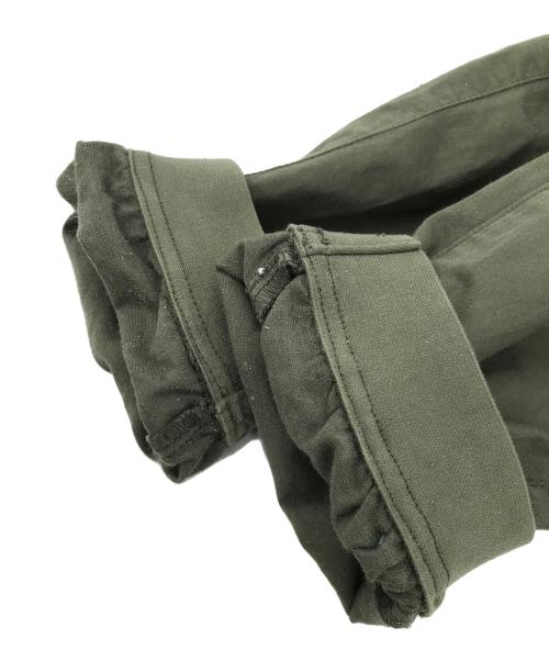 STONE ISLAND（ストーンアイランド）STONE ISLAND (ストーンアイランド) ガーメントダイ シャーリング テーパード ジョガー パンツカーゴパンツ カーキ サイズ:W28の古着・服飾アイテム