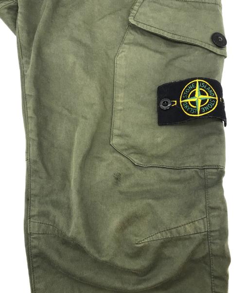 STONE ISLAND（ストーンアイランド）STONE ISLAND (ストーンアイランド) ガーメントダイ シャーリング テーパード ジョガー パンツカーゴパンツ カーキ サイズ:W28の古着・服飾アイテム