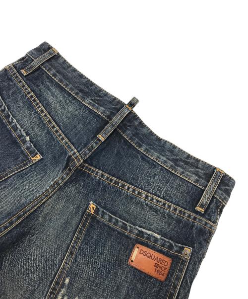 DSQUARED2（ディースクエアード）DSQUARED2 (ディースクエアード) クラッシュ加工STRAIGHT DENIM PANTS インディゴ サイズ:44の古着・服飾アイテム