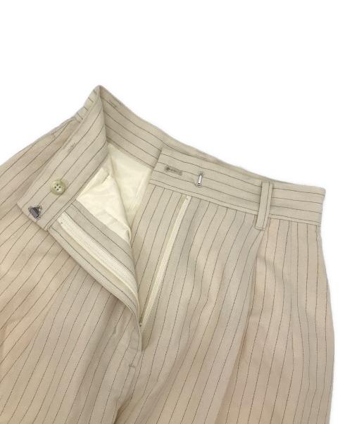 CLANE（クラネ）CLANE (クラネ) CURVE LINE PANTS ベージュ 未使用品の古着・服飾アイテム