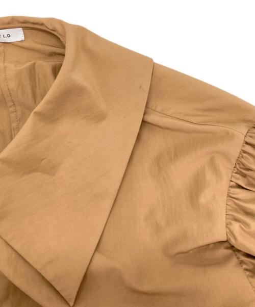 FRAY ID（フレイ アイディー）FRAY ID (フレイ アイディー) バルーンスリーブギャザーワンピース ベージュの古着・服飾アイテム