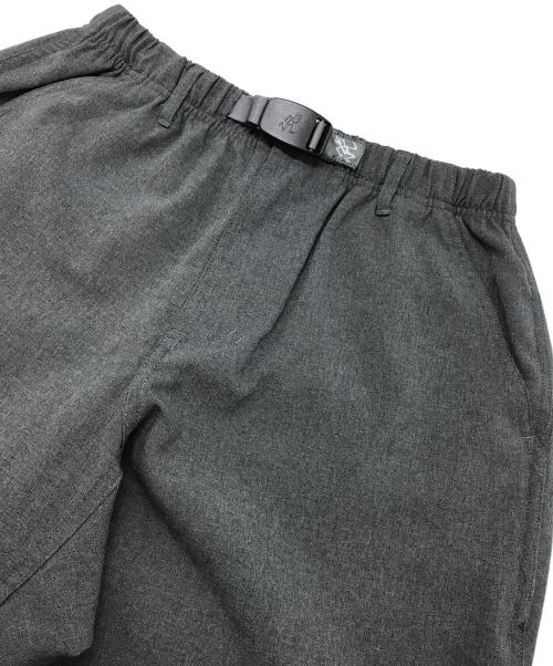 GRAMICCI（グラミチ）GRAMICCI (グラミチ) Oshman's (オッシュマンズ) 別注トロピカルストレッチテーパードパンツ グレー サイズ:Sの古着・服飾アイテム