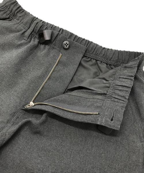 GRAMICCI（グラミチ）GRAMICCI (グラミチ) Oshman's (オッシュマンズ) 別注トロピカルストレッチテーパードパンツ グレー サイズ:Sの古着・服飾アイテム