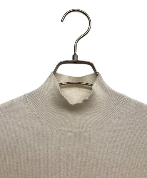 Mila Owen（ミラオーウェン）Mila Owen (ミラオーウェン) ノースリーブカットソー アイボリーの古着・服飾アイテム