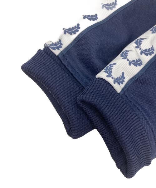 FRED PERRY（フレッドペリー）FRED PERRY (フレッドペリー) トラックジャケット ネイビー サイズ:Sの古着・服飾アイテム