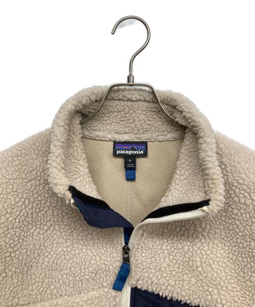 Patagonia（パタゴニア）Patagonia (パタゴニア) CLASSIC RETRO-X JACKET ベージュ サイズ:Mの古着・服飾アイテム