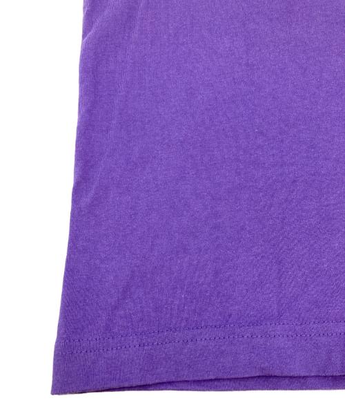 PALACE（パレス）PALACE (パレス) NEW BALANCE (ニューバランス) Logo T-Shirt パープル サイズ:Mの古着・服飾アイテム