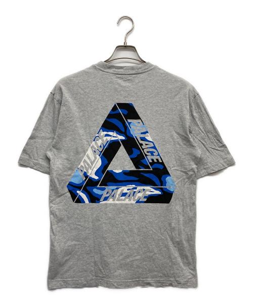 PALACE（パレス）PALACE (パレス) JUNGLE CAMO TRI-FERG T-SHIRT グレー サイズ:Mの古着・服飾アイテム